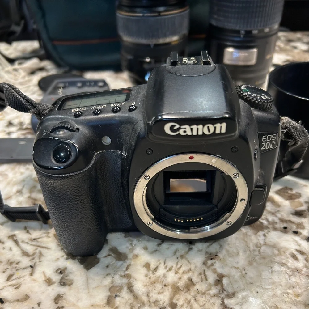Canon EOS 20D Camera, EFS 17-85mm & 75-300mm Lenses